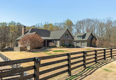 House with pool 1