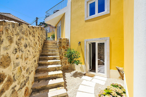 Maison avec piscine 2