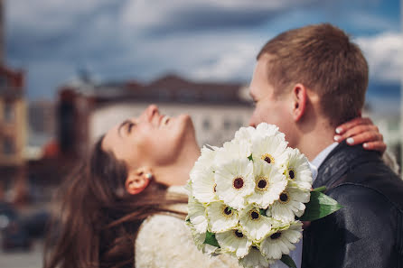 Fotógrafo de casamento Stas Novikov (novikov). Foto de 13 de maio 2015