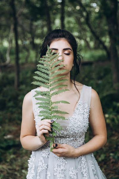 Fotógrafo de casamento Olga Vinogradova (olgasummer). Foto de 14 de fevereiro 2018