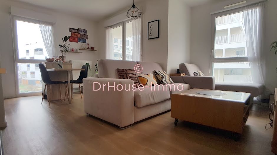 Vente appartement 3 pièces 63 m² à Noisy-le-Sec (93130), 259 000 €