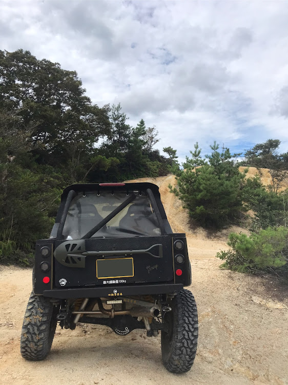 ジムニーのジムニー女子・クロカン・フルコース・目を瞑れば怖くない・心のスウィッチ入れました😆に関するカスタム事例の投稿画像22枚目