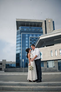 Fotógrafo de casamento Yanina Sirenko (janinsirenko). Foto de 4 de novembro 2019