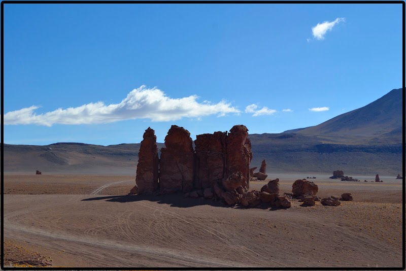 MONJES DE PACANA-VALLE DE LA LUNA-TOUR ESTRELLAS - DE ATACAMA A LA PAZ. ROZANDO EL CIELO 2019 (8)