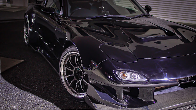 RX-7のJDM・RX-7・FD3S・ワイドボディに関するカスタム事例の投稿画像1枚目