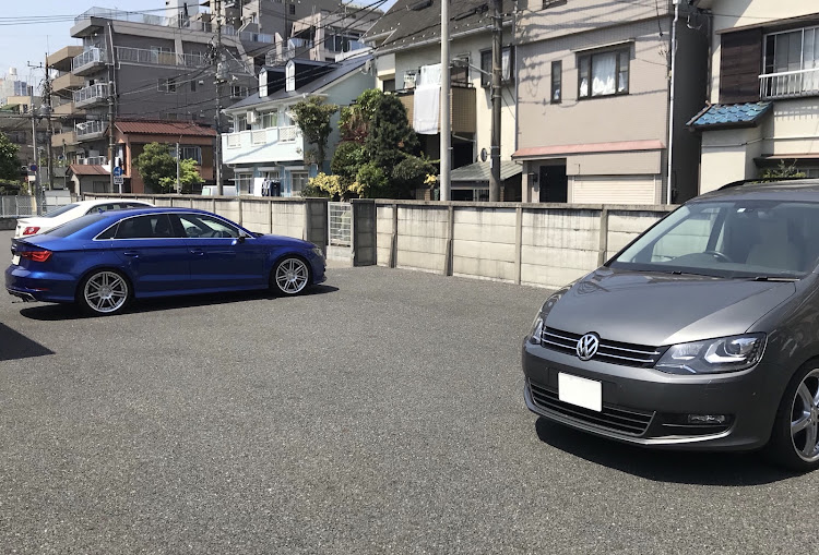 S3 セダンのフォルクスワーゲンシャラン・ホイールスペーサー取付に関するカスタム事例の投稿画像4枚目