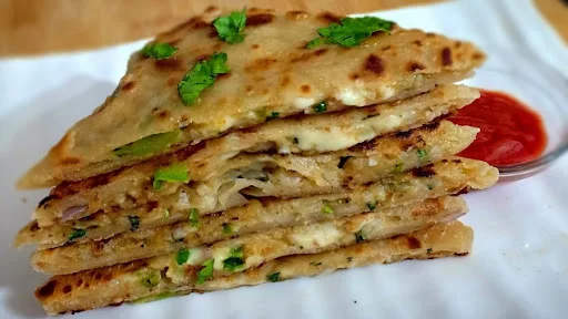 Chicken Supreme Pizza Paratha