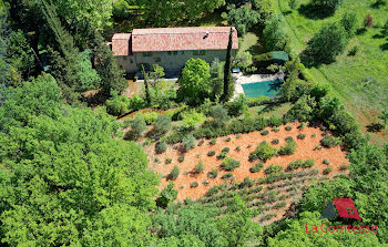 propriété à Aix-en-Provence (13)