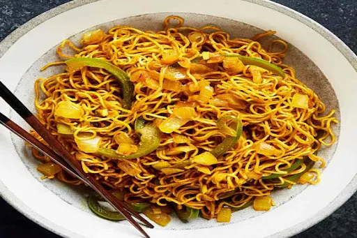 Singapore Noodles(Veg) (Serve 1)