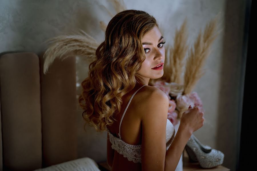 Photographe de mariage Yuliya Garmonschikova (yuliruba). Photo du 1 mai 2020