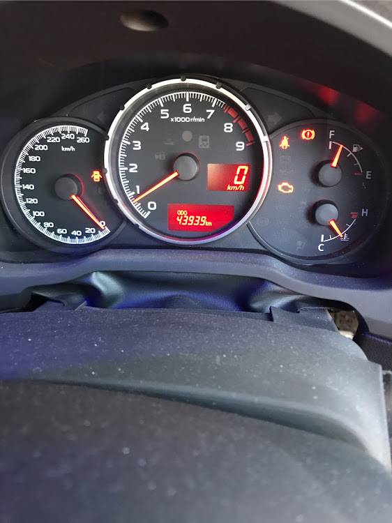 BRZのエンジンチェックランプ点灯に関するカスタム事例の投稿画像1枚目