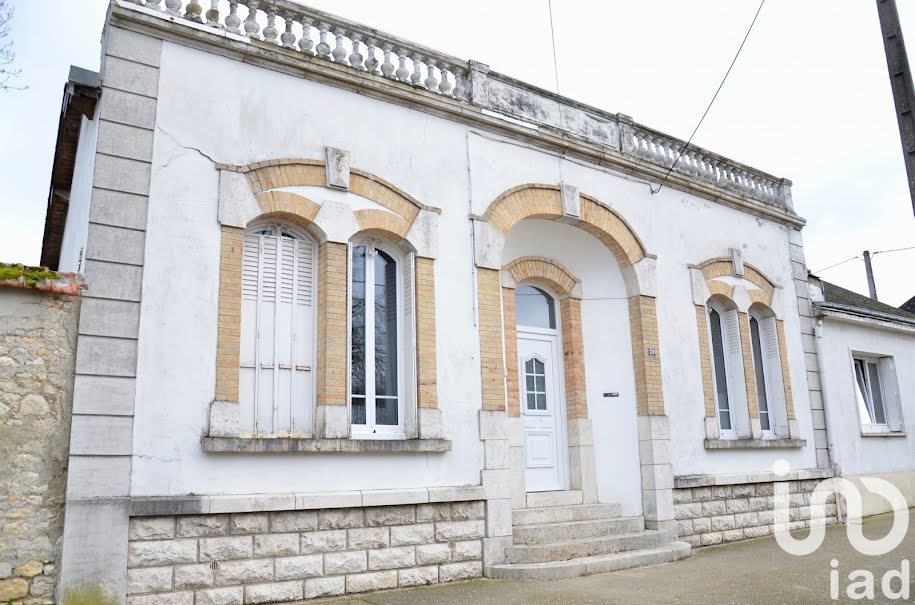 Vente maison 5 pièces 95 m² à Puiseaux (45390), 178 000 €