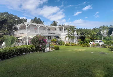 Maison avec piscine et terrasse 7