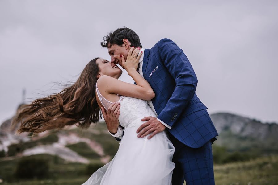 Fotógrafo de casamento Anita Dajka (dajkaanita19). Foto de 2 de outubro 2020