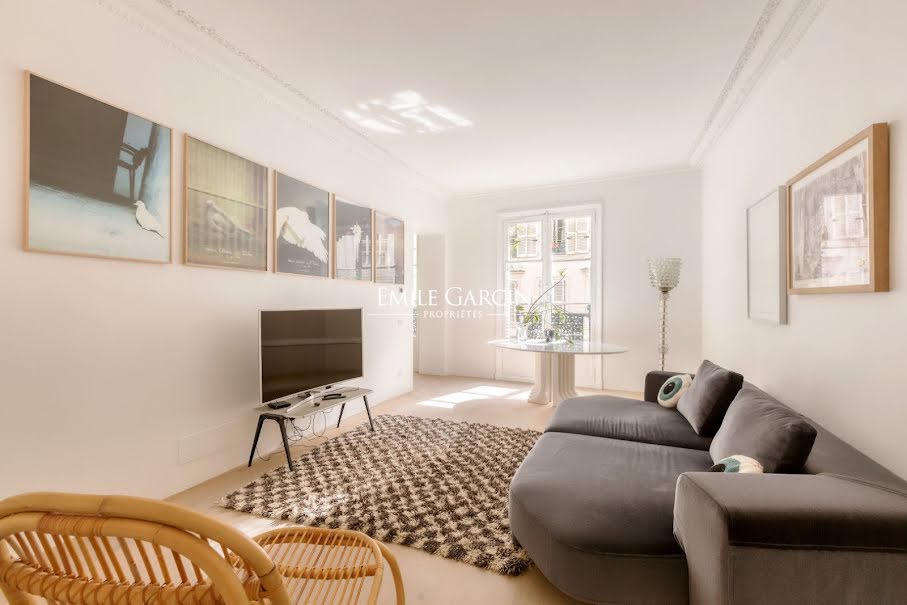 Location meublée appartement 5 pièces 190 m² à Paris 10ème (75010), 7 500 €