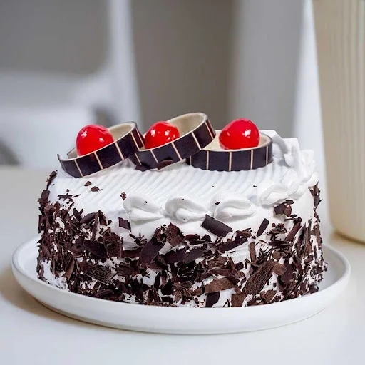 Eggless Rich Black Forest Cake [1 Kg]