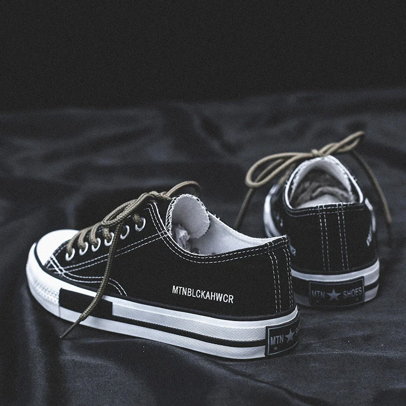 Scarpe di tela basse stile coreano da donna, Harajuku, stile Port, sneakers da strada, perfette per un look alla moda e confortevole.