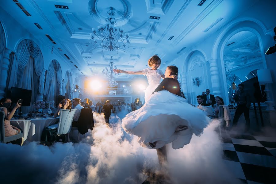 結婚式の写真家Denis Komarov (komaroff)。2018 9月18日の写真