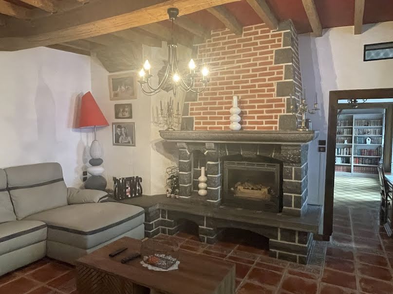 Vente maison 6 pièces 184 m² à Guise (02120), 167 000 €