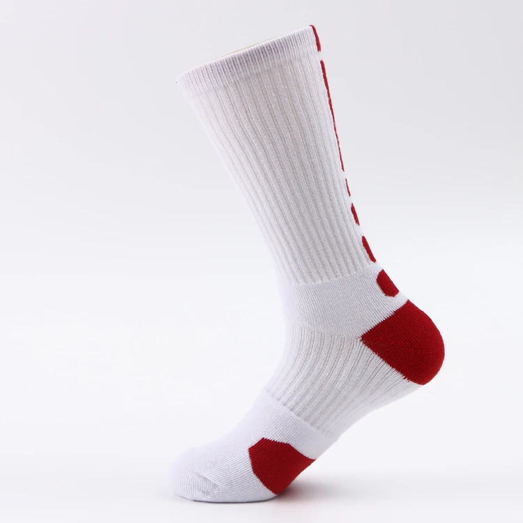 Klassieke hoge sportsokken voor basketbal met badstof zool, verdikt en antislip. Elite heren sokken voor ultiem comfort en grip.