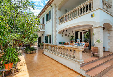 Villa avec piscine en bord de mer 2