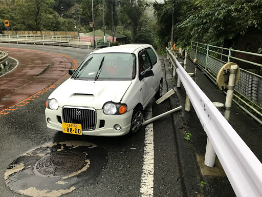 大切な愛車の傷を直す コンパウンドやタッチペンを使用した修理方法を紹介 Cartuneマガジン