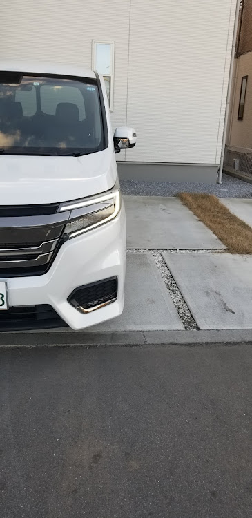 ステップワゴンのフィット・祝納車・無事故無違反で❗️に関するカスタム事例の投稿画像1枚目