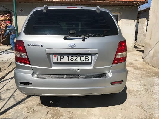 продам авто Kia Sorento Sorento I фото 4