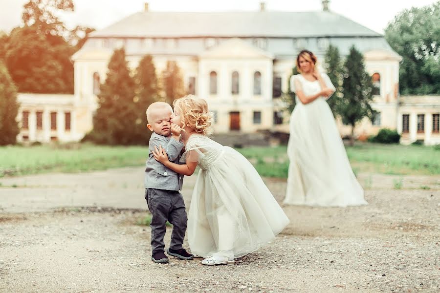 Fotógrafo de casamento Anastasiya Andreshkova (andreshkova). Foto de 4 de janeiro 2018