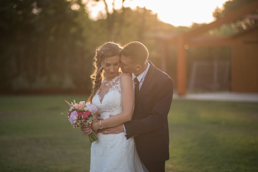 Wedding photographer Dami Sáez (damisaez). Photo of 15 August 2017