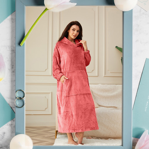 Title 5, Womens Flannel Long Hooded Bathrobe