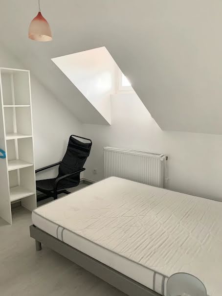 Location meublée appartement 2 pièces 23.88 m² à Saint-Quentin (02100), 500 €