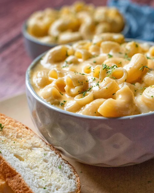 Creamy Mac And Cheese With Olives Pasta