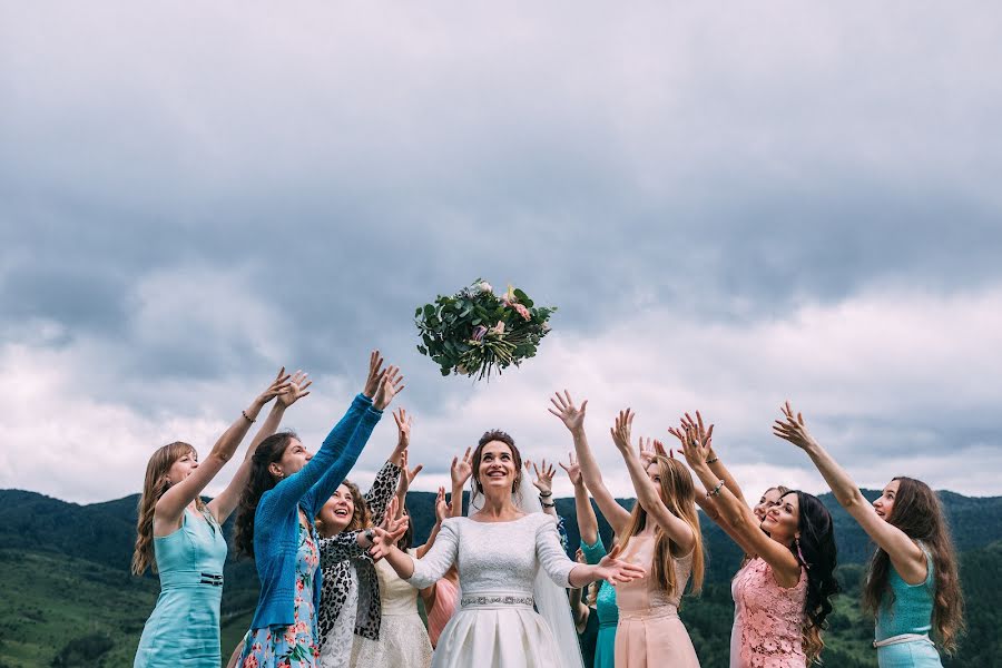 Fotógrafo de casamento Kseniya Romanova (romanova). Foto de 23 de novembro 2017