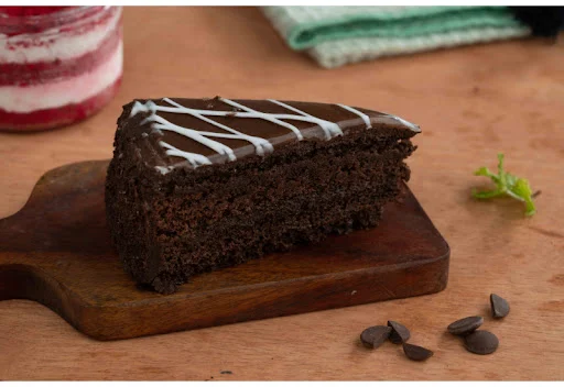 Cocoa Fantasy Cake Slice