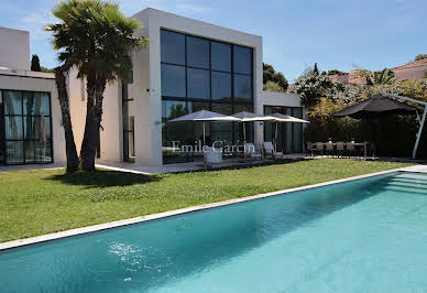 Propriété avec piscine en bord de mer 2