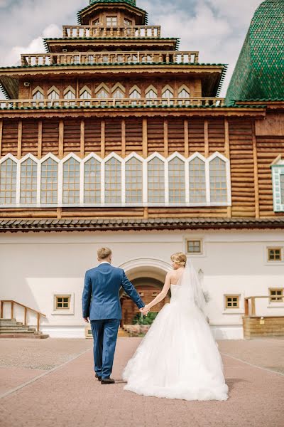 Wedding photographer Polina Ivanova (polinastudio). Photo of 1 December 2015