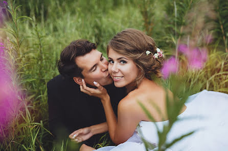 Fotografo di matrimoni Elena Vetlina (vetla). Foto del 19 aprile 2016