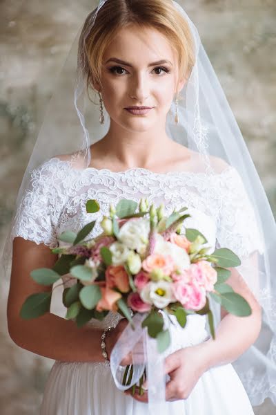 Wedding photographer Alena Kurbatova (alenakurbatova). Photo of 14 September 2017