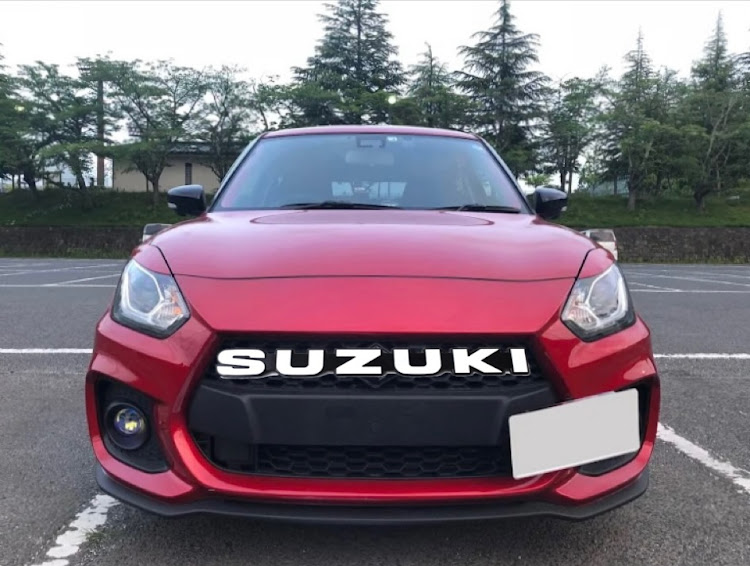 スイフトスポーツの𐌁ᴏssᴀ☡✧さんが投稿したカスタム事例の投稿画像1枚目