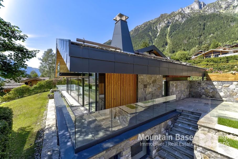 Vente chalet 10 pièces 630 m² à Chamonix-Mont-Blanc (74400), 9 950 000 €