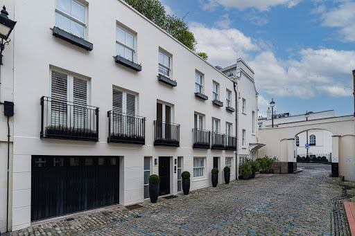 Maison avec jardin et terrasse 1