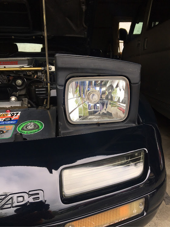 RX-7のライトもね・小刻み出しでごめんねごめんね~に関するカスタム事例の投稿画像1枚目
