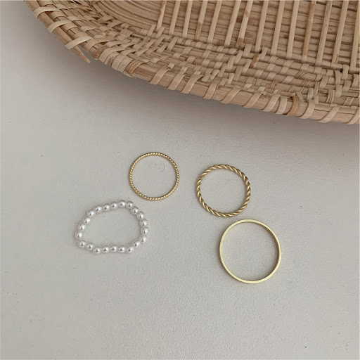 Title 3, Tide Contracted Index Finger Ring Sweet Joint p...