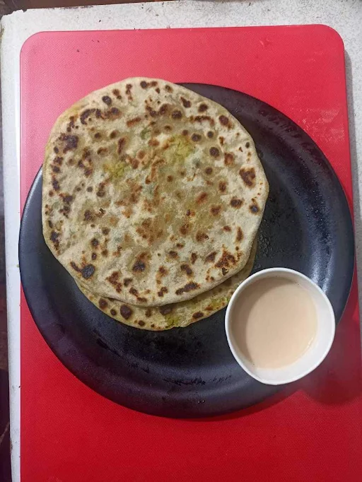 Desi Chaye With Aloo Paratha [Serves 2]