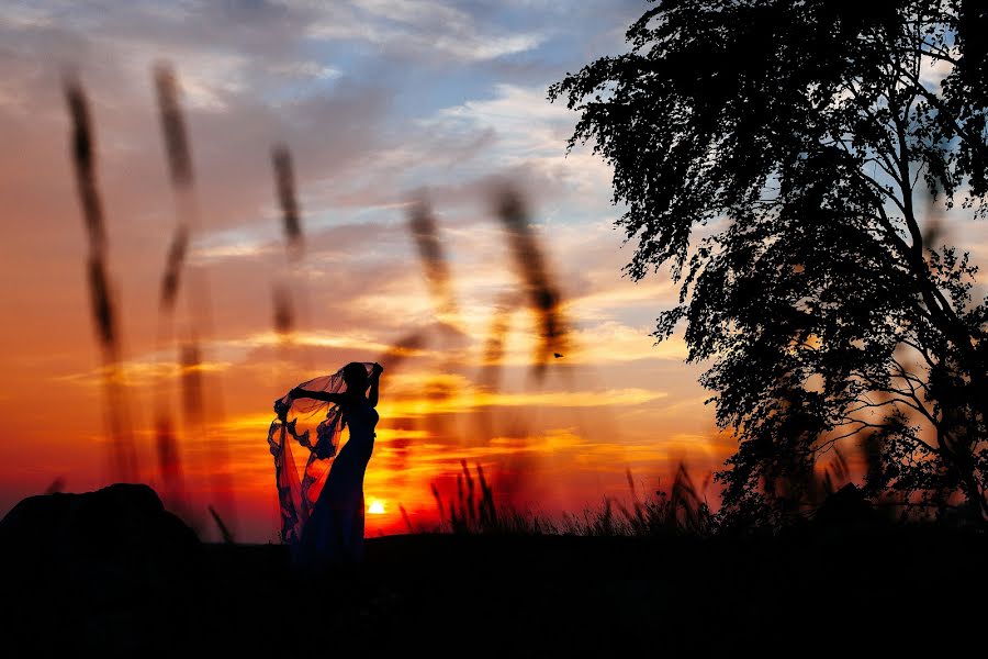 Fotografer pernikahan Alina Naumova (alischa). Foto tanggal 10 November 2015