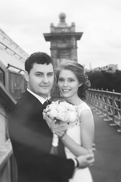 Fotógrafo de casamento Anton Steblovskiy (wedpeople2). Foto de 26 de junho 2016