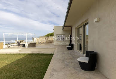 Villa with garden and terrace 4