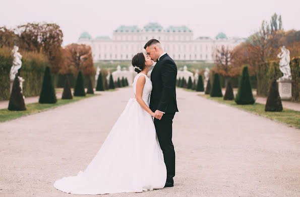 Fotógrafo de casamento Gennadiy Tyulpakov (genatyulpakov). Foto de 9 de janeiro 2020