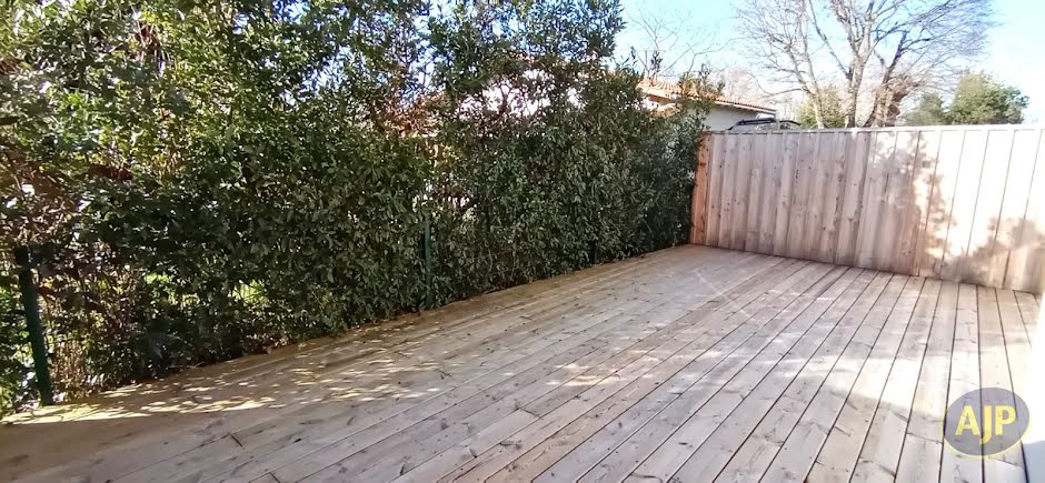 Vente maison 5 pièces 88.7 m² à Ares (33740), 432 755 €